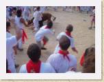 07July05 - Nay, Jenny, Baz, Andy in Spain - Running of Bulls 187 * 2272 x 1704 * (828KB)